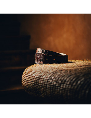 Cinturón de vestir de caiman genuino miel